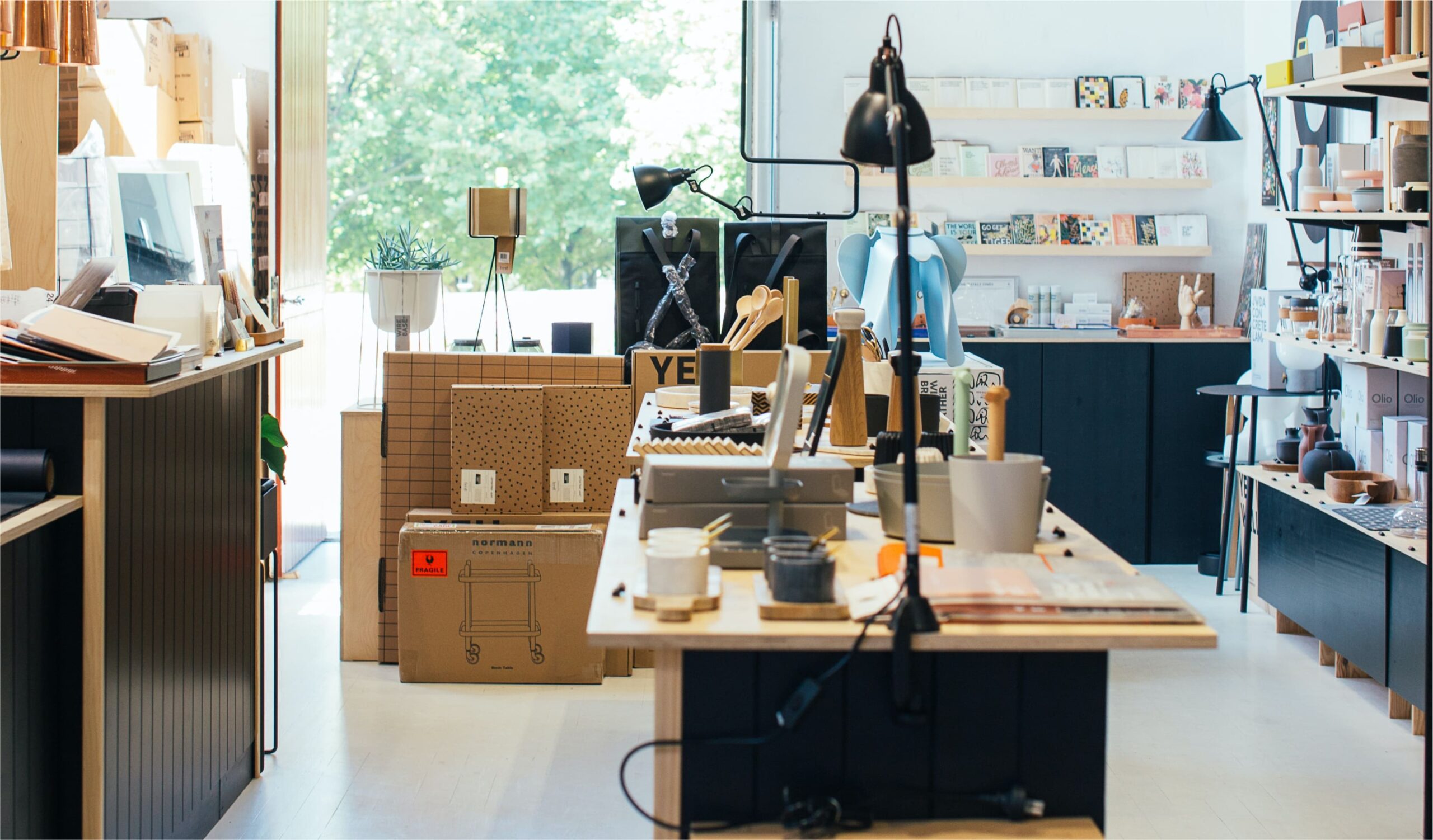 FACTORES DE ORGANIZACIÓN EN PEQUEÑO ESTABLECIMIENTO COMERCIAL – COMT085PO