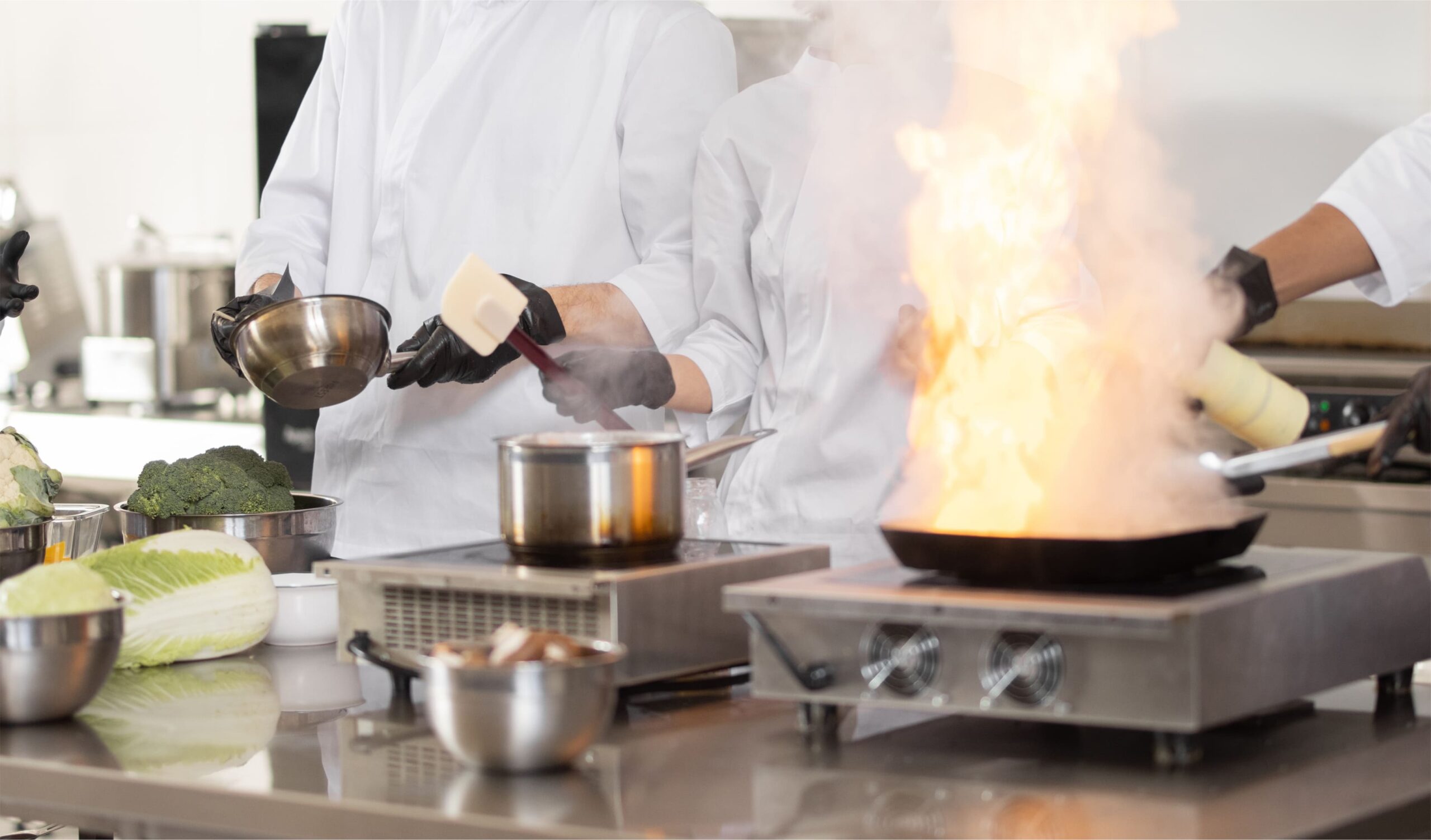 MANIPULADOR DE ALIMENTOS Y SEGURIDAD ALIMENTARIA – HOTR0046