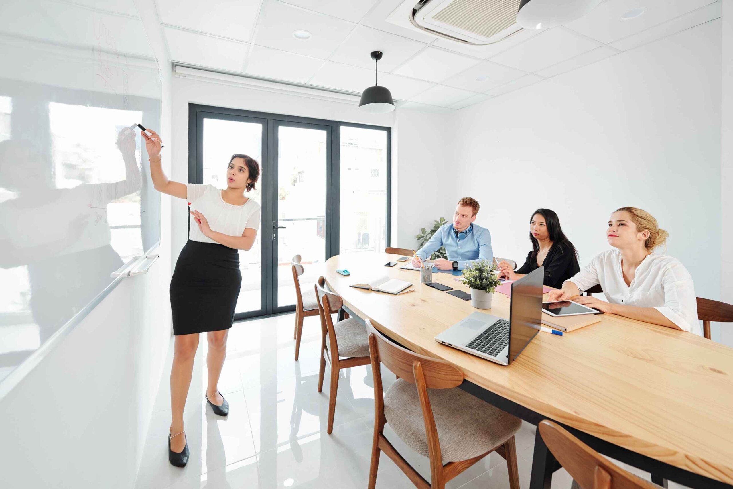 PREVENCIÓN DE RIESGOS LABORALES EN EMPRESAS DE FORMACIÓN PROFESIONAL