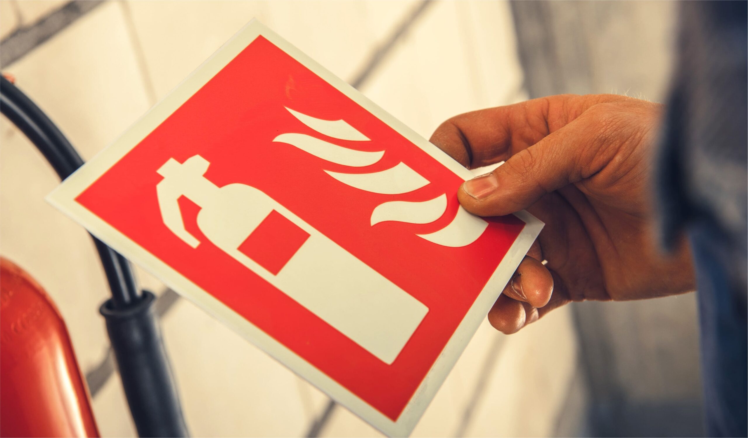 TÉCNICAS DE PREVENCIÓN Y EXTINCIÓN DE INCENDIOS – SEAD0219